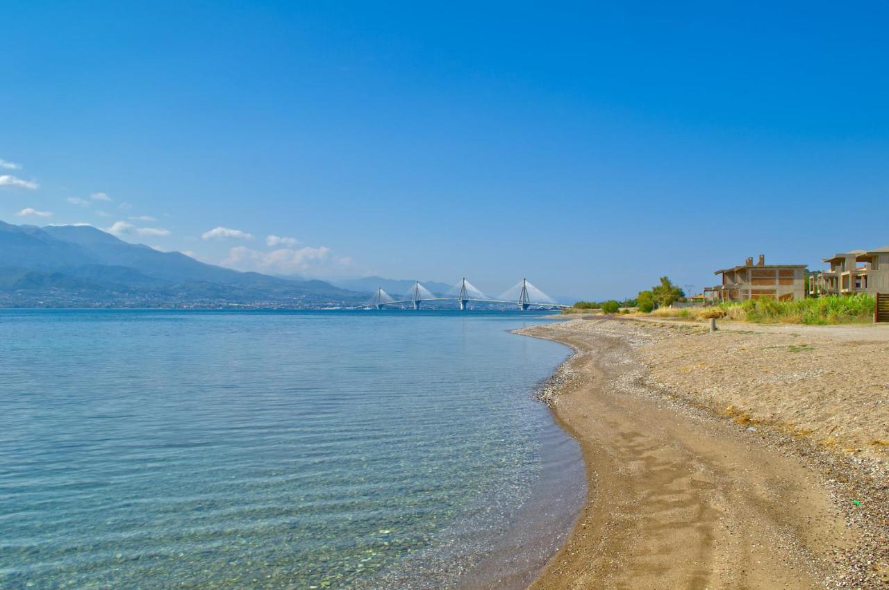 Epipleon Luxury Suites -104- Δωμάτιο 35Τμ Με Βεράντα 35Τμ Μπροστά Στη Θάλασσα นาฟปาคตอส ภายนอก รูปภาพ